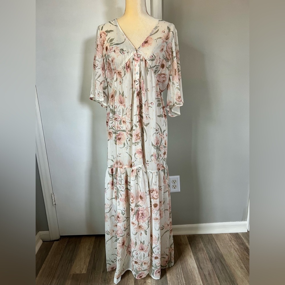 NWT Love Stitch Woman’s White Flower Airy Lightweight Boho Maxi Dress Size Large